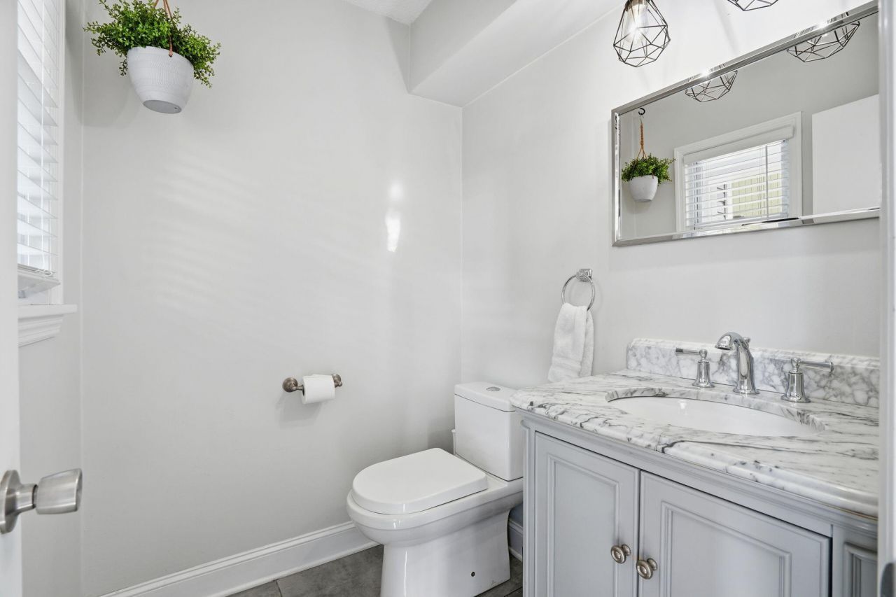 629 Bay Tree Court Photo 30