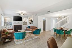 629 Bay Tree Court photo 4