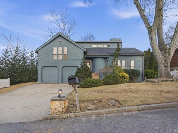 115 Cypress Drive, Kings Park, NY 11754