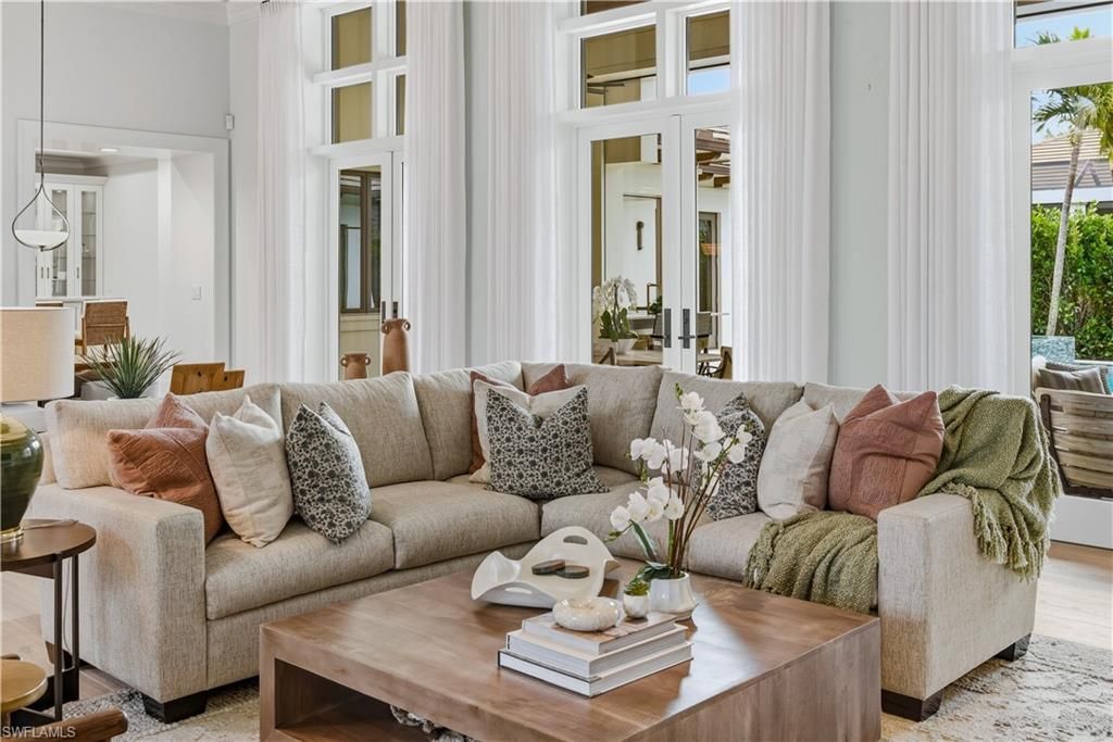 600 Anchor Rode Dr, Naples, FL 34103 Photo