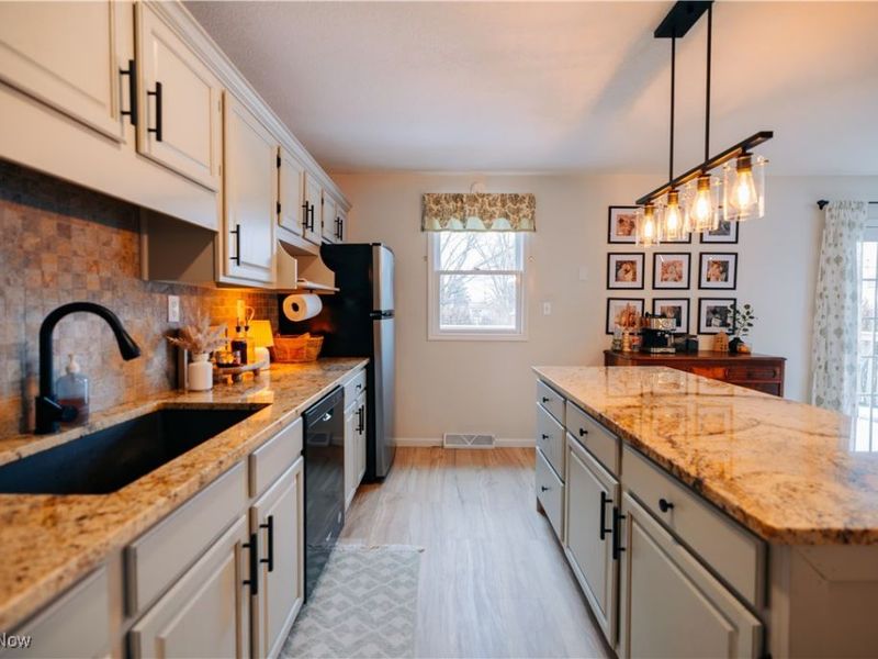 4312 Park Avenue NE, Sandyville, OH 44671 Photo 12