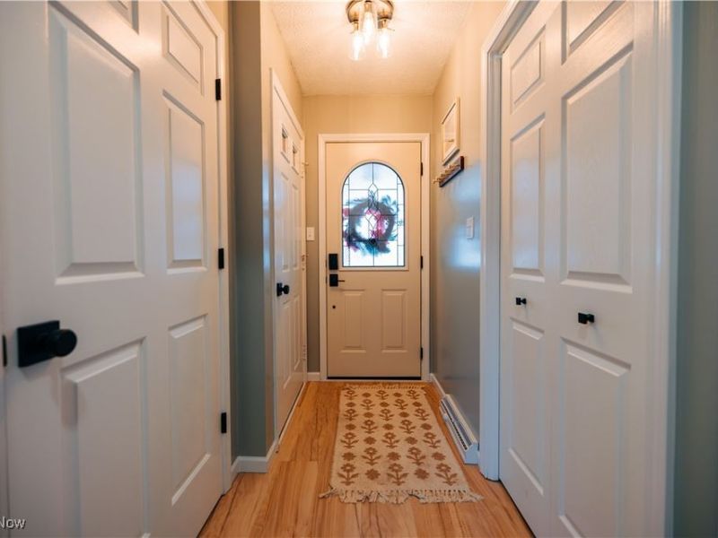 4312 Park Avenue NE, Sandyville, OH 44671 Photo 2