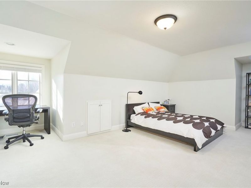 2242 Rock Creek N, Akron, OH 44333 Photo 28