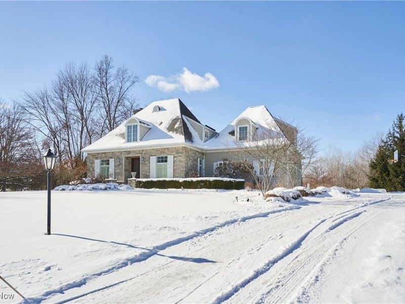 2242 Rock Creek N, Akron, OH 44333 Photo 38