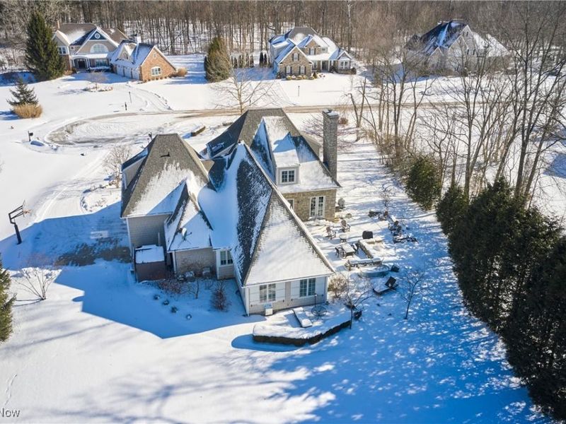 2242 Rock Creek N, Akron, OH 44333 Photo 5