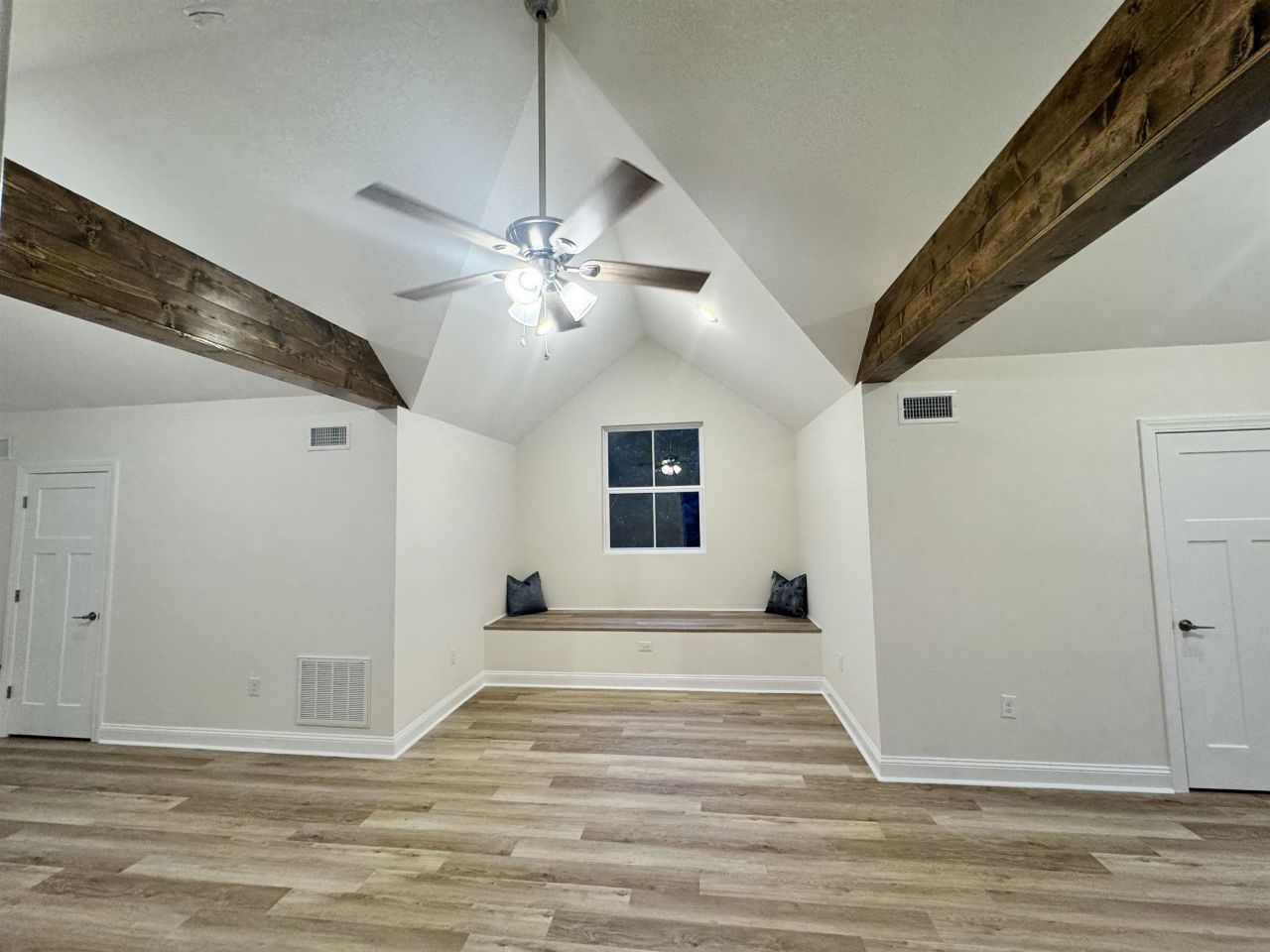 1673 Carriage Ln. Photo 15