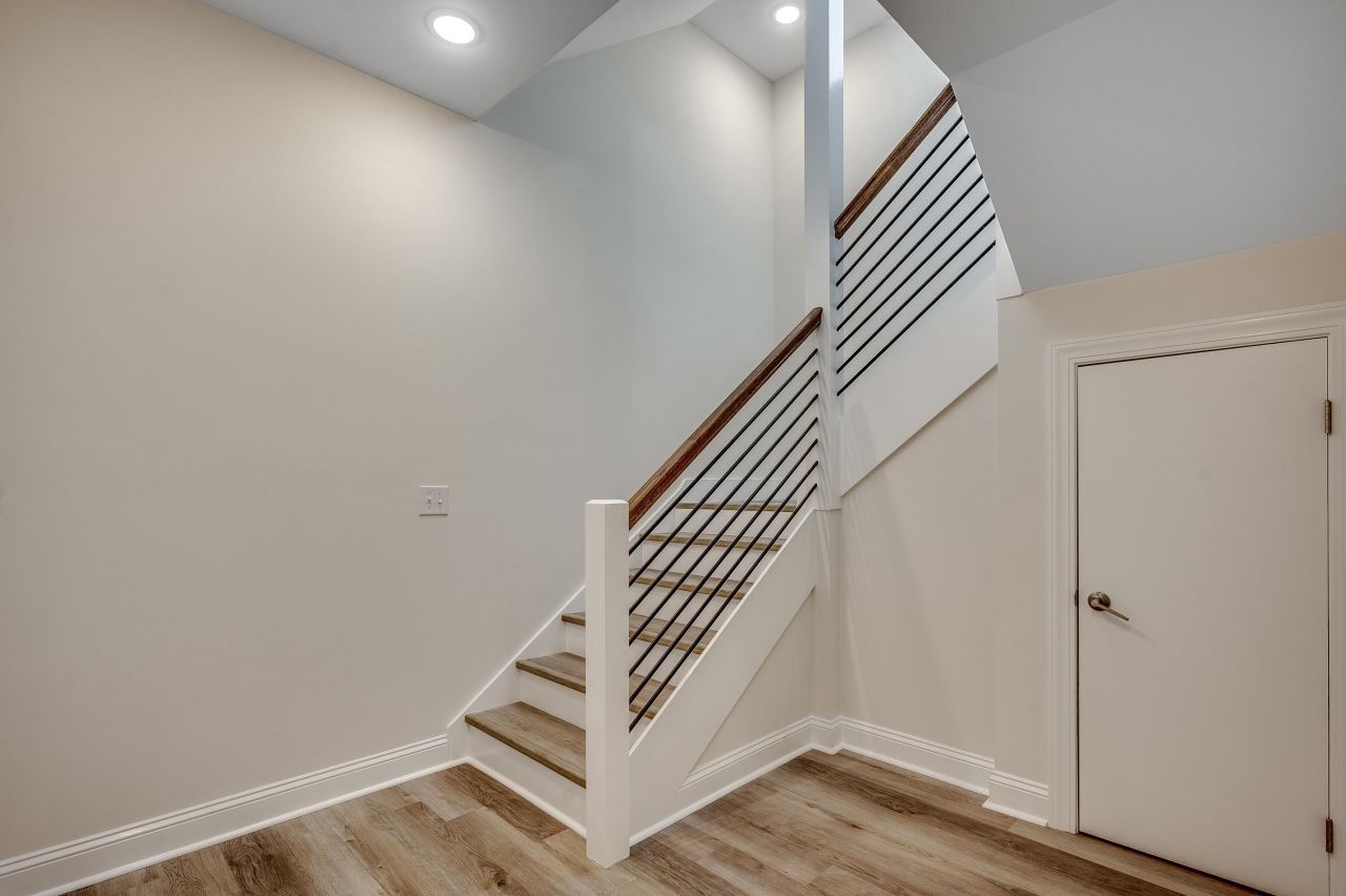 1673 Carriage Ln. Photo 25