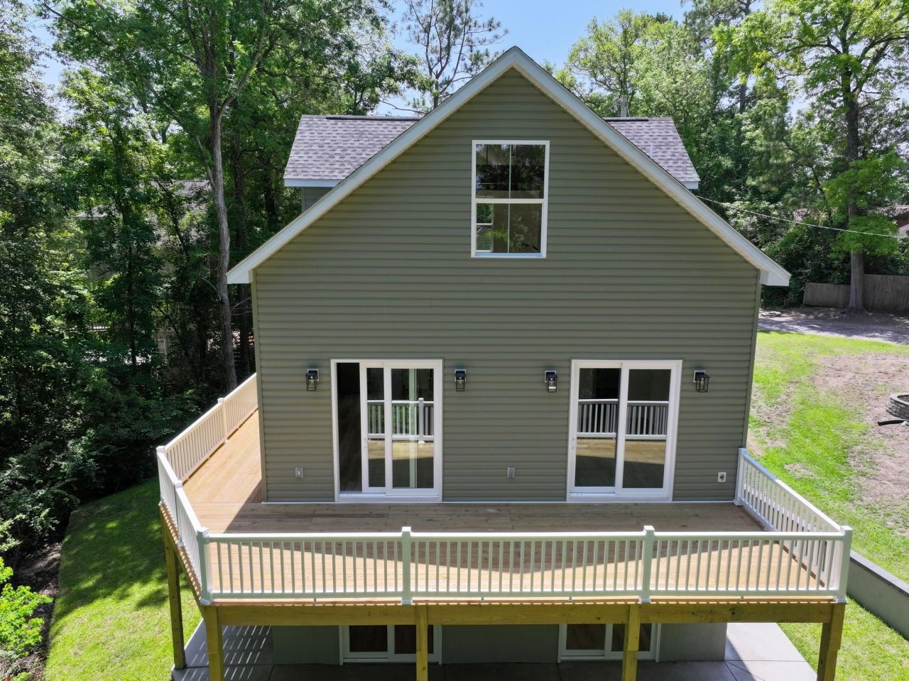 1673 Carriage Ln. Photo 32