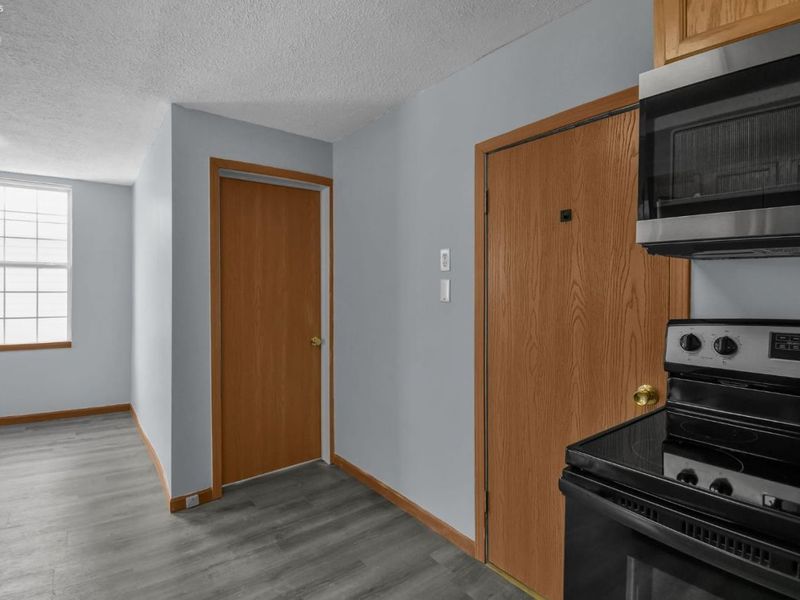 111 E Tiffin Street, Willard, OH 44890 Photo 10