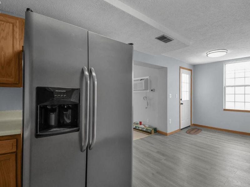 111 E Tiffin Street, Willard, OH 44890 Photo 11