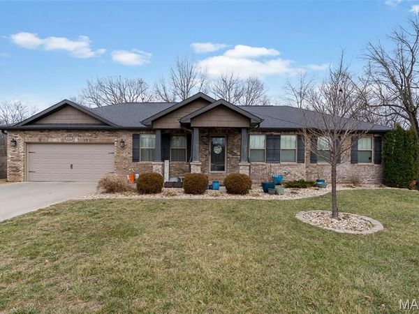 131 Brandon Cole Court, Jackson, MO 63755