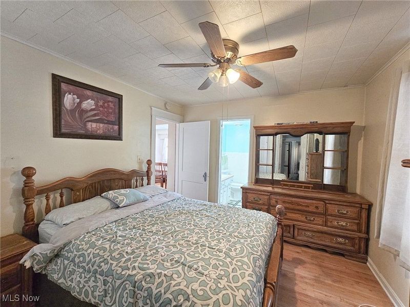 460 Devitt Avenue, Campbell, OH 44405 Photo 13