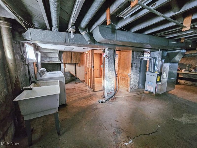 460 Devitt Avenue, Campbell, OH 44405 Photo 25