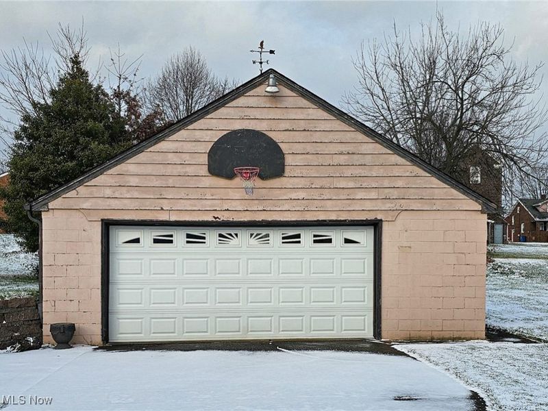 460 Devitt Avenue, Campbell, OH 44405 Photo 26