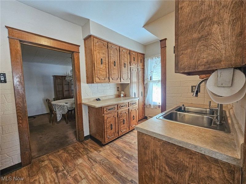 460 Devitt Avenue, Campbell, OH 44405 Photo 6