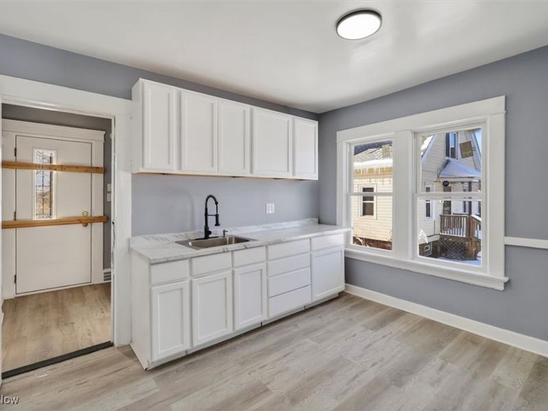 792 London Road, Cleveland, OH 44110 Photo 12