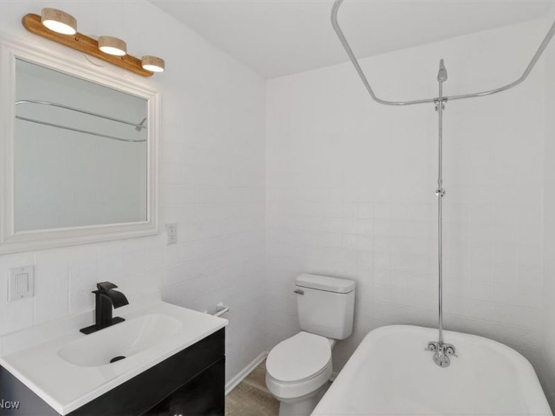 792 London Road, Cleveland, OH 44110 Photo 20