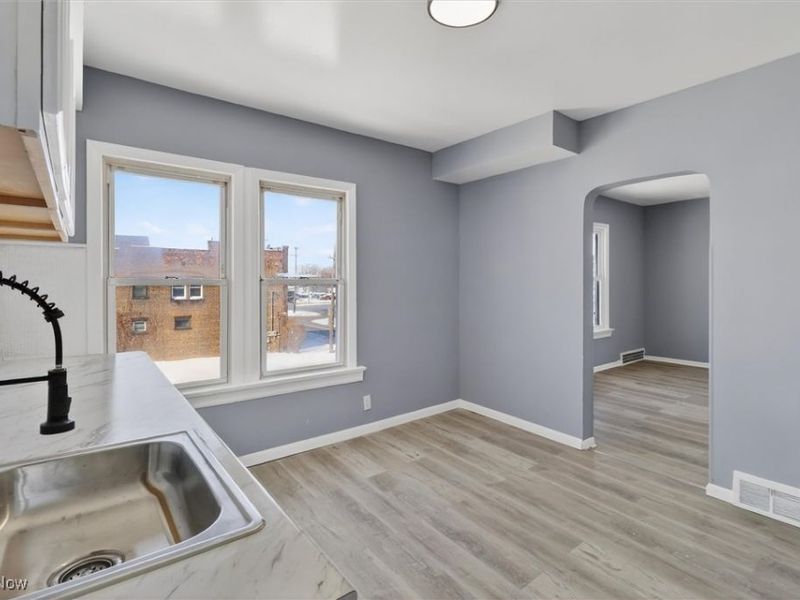 792 London Road, Cleveland, OH 44110 Photo 37