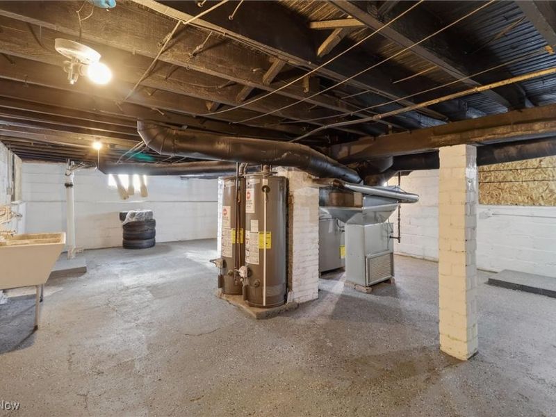 792 London Road, Cleveland, OH 44110 Photo 46