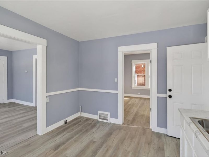 792 London Road, Cleveland, OH 44110 Photo 9