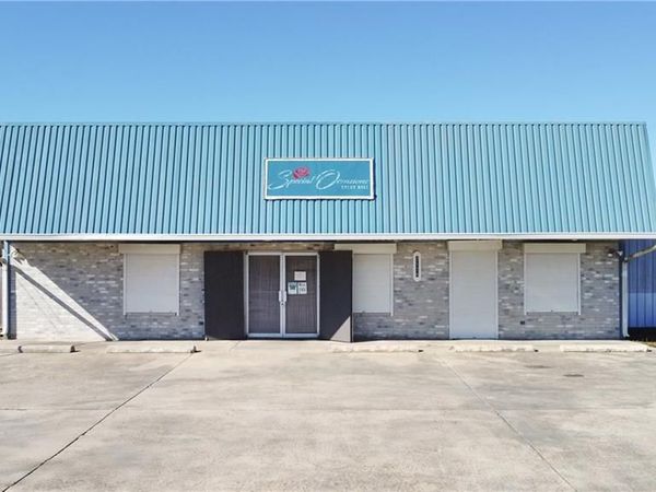 2176 W MAIN Street, Lutcher, LA 70071