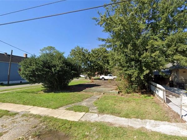 500 ANGELA Avenue, Arabi, LA 70032