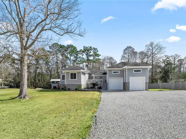 31753 RIVER PINES Drive, Springfield, LA 70462