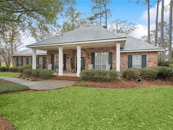 104 EVANGELINE Drive, Mandeville, LA 70471