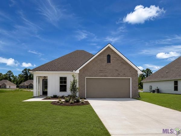 39749 Axis Avenue, Ponchatoula, LA 70454