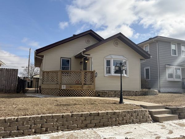 742 26th Street, East Moline, IL 61244