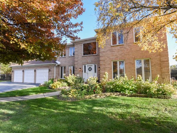 307 Anne Court, Prospect Heights, IL 60070