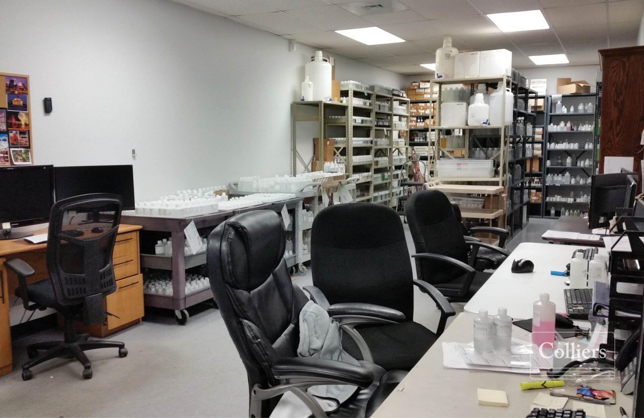 7221 Investment Drive  Photo 7