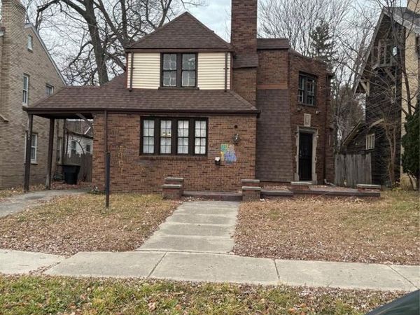 8481 E Outer Drive, Detroit, MI 48213