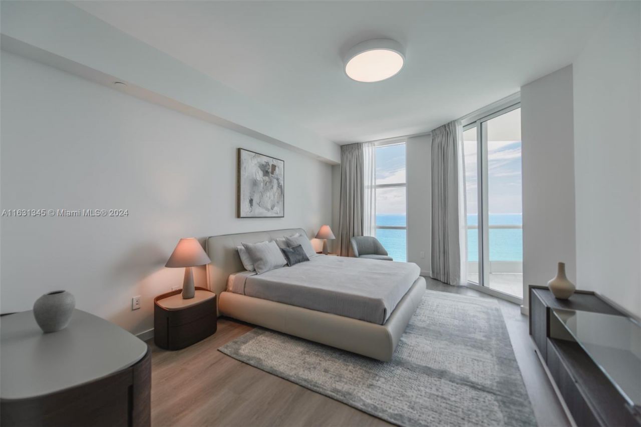 16051 Collins Ave , Unit 2102, Sunny Isles Beach, FL 33160 Photo