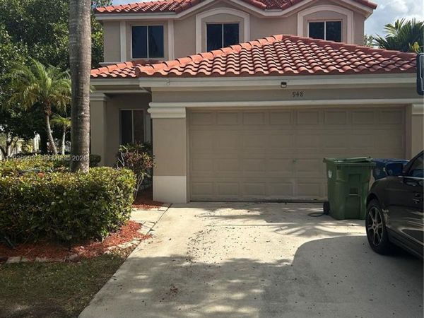 948 NW Phoenix Way, Weston, FL 33327