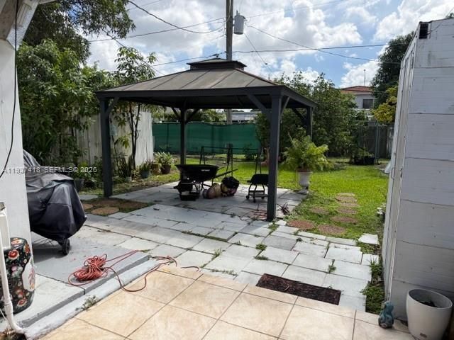 832 E 20th St, Hialeah, FL 33013 Photo