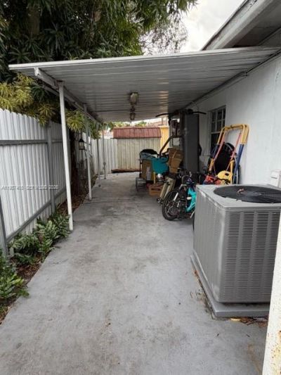 832 E 20th St, Hialeah, FL 33013 Photo