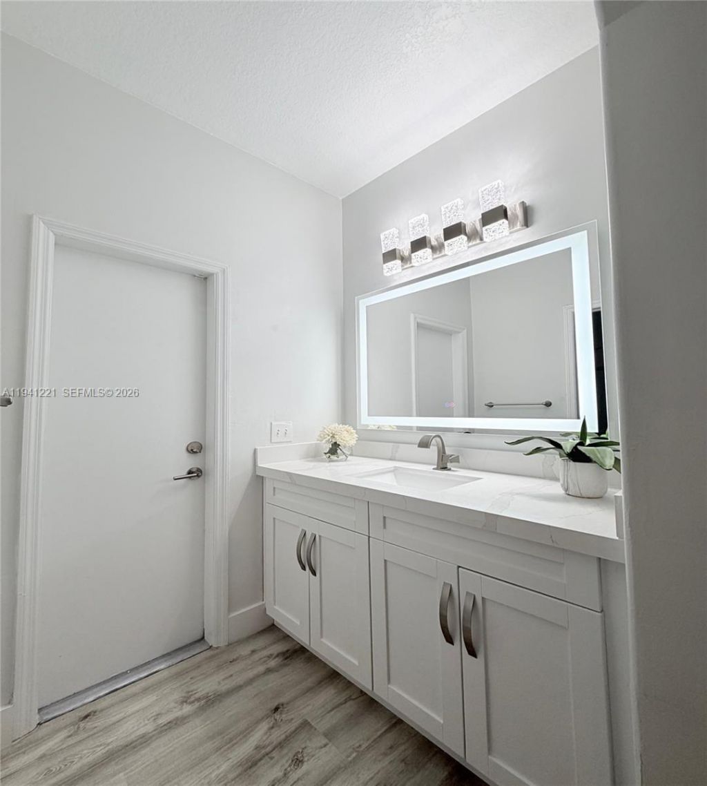 14531 SW 180th Ter, Miami, FL 33177 Photo