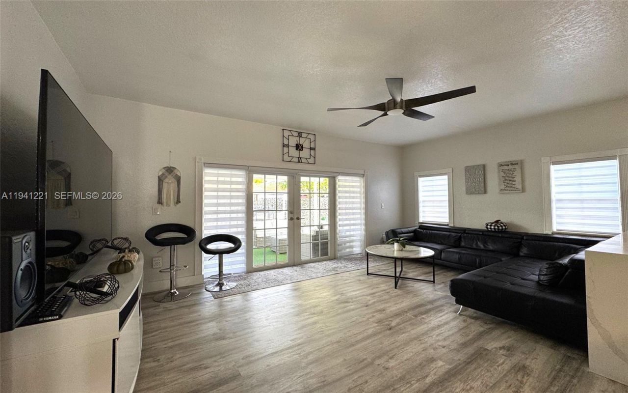 14531 SW 180th Ter, Miami, FL 33177 Photo