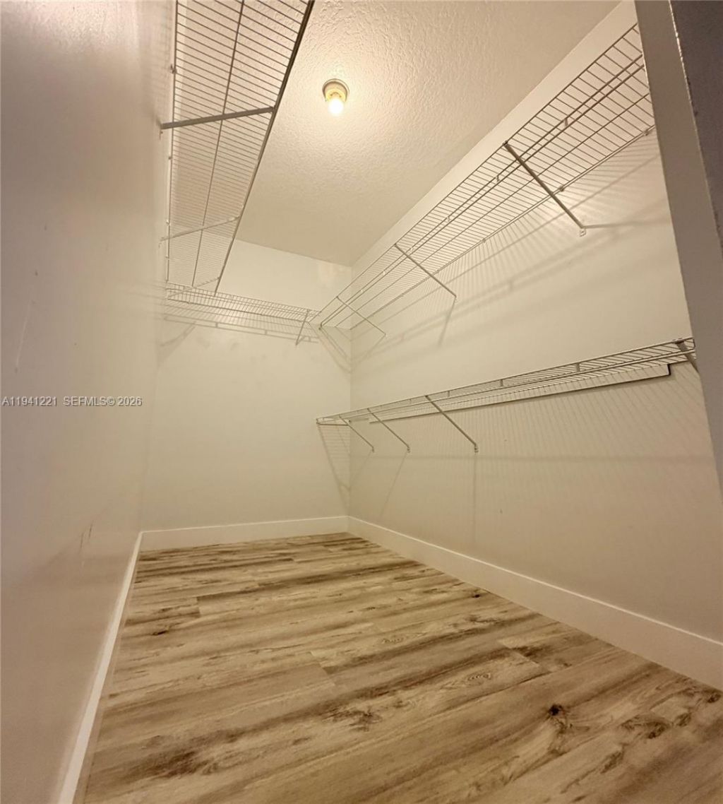 14531 SW 180th Ter, Miami, FL 33177 Photo