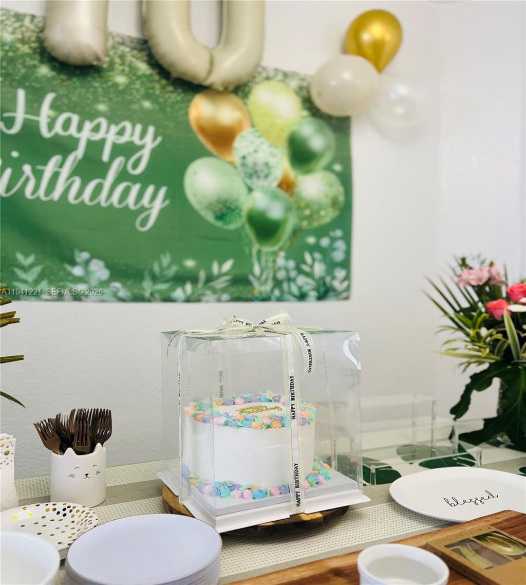 14531 SW 180th Ter, Miami, FL 33177 Photo