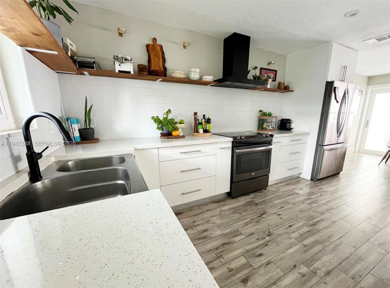 1059 Washington St, Hollywood, FL 33019 Photo