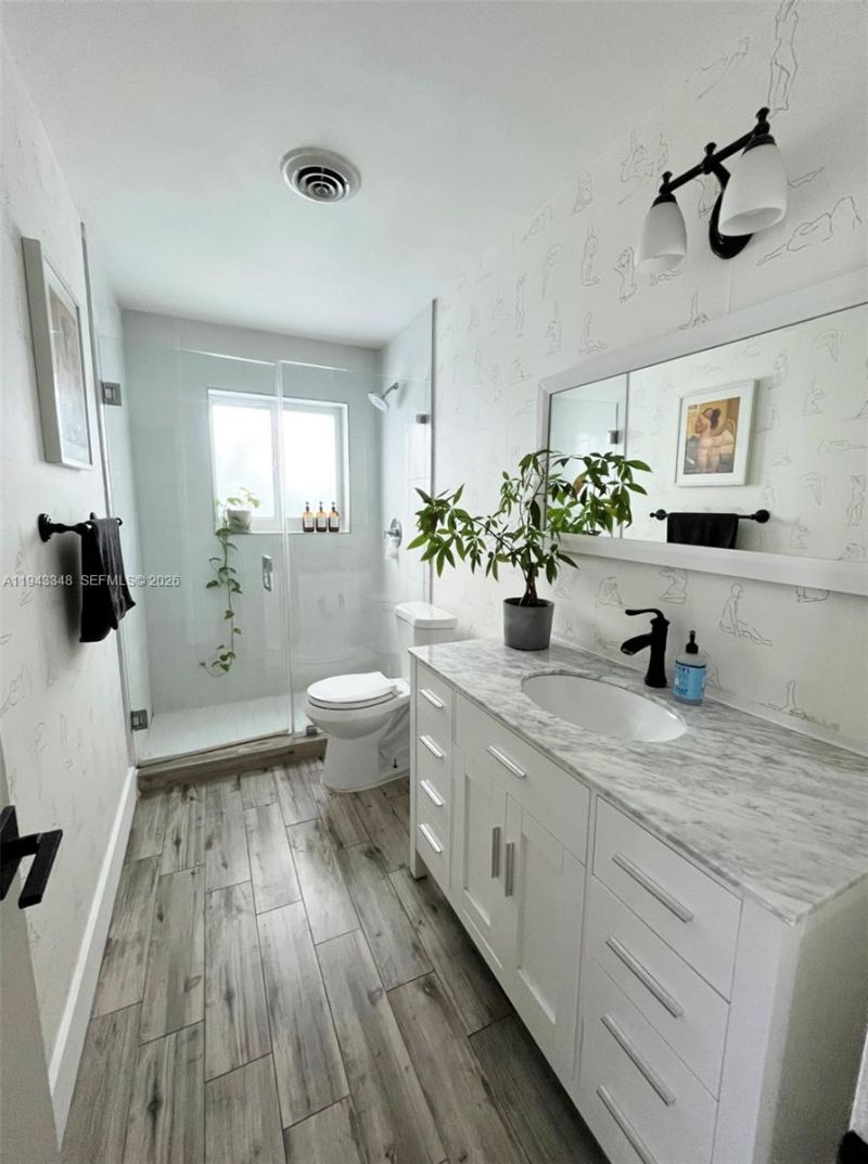 1059 Washington St, Hollywood, FL 33019 Photo