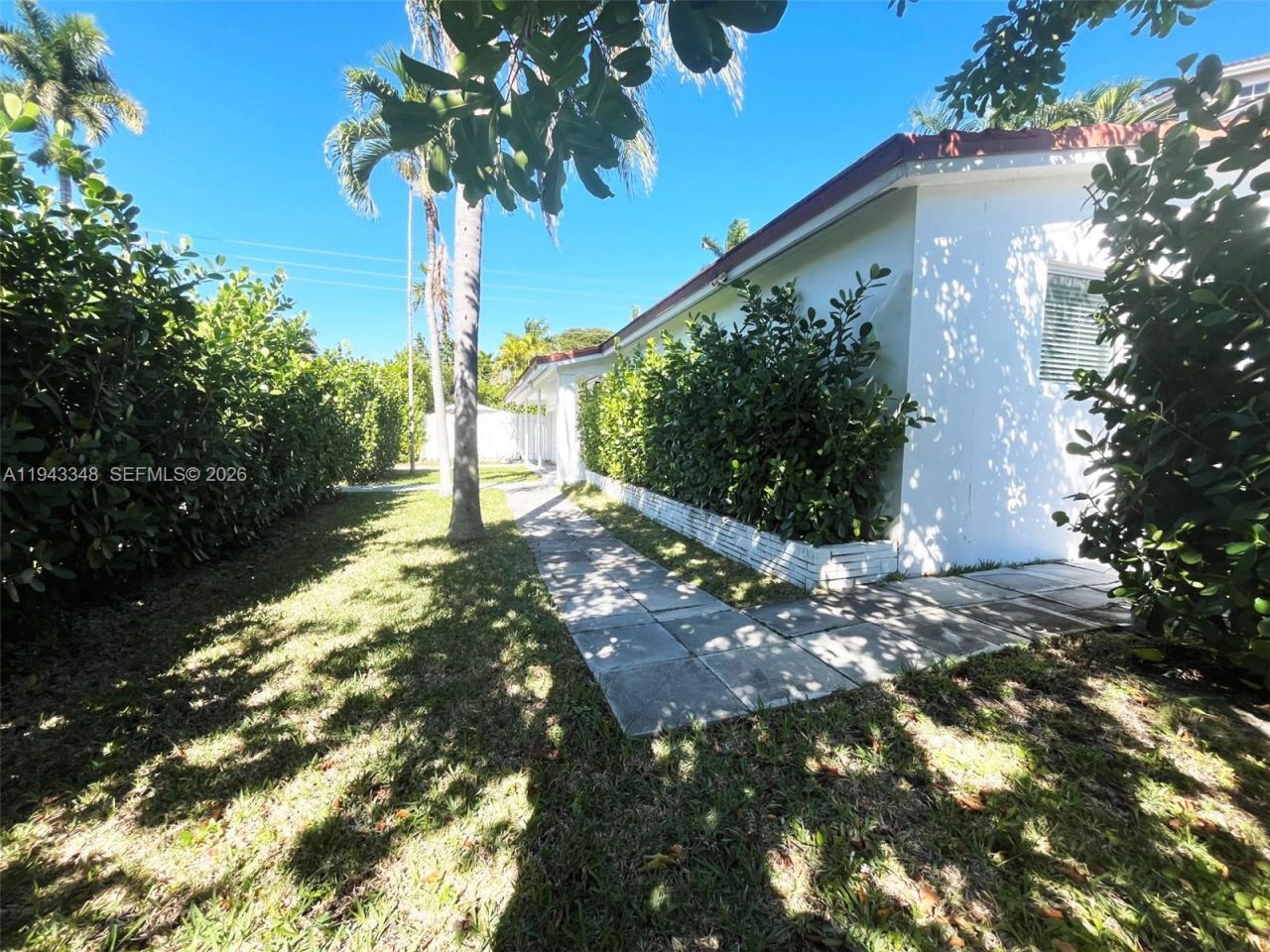 1059 Washington St, Hollywood, FL 33019 Photo