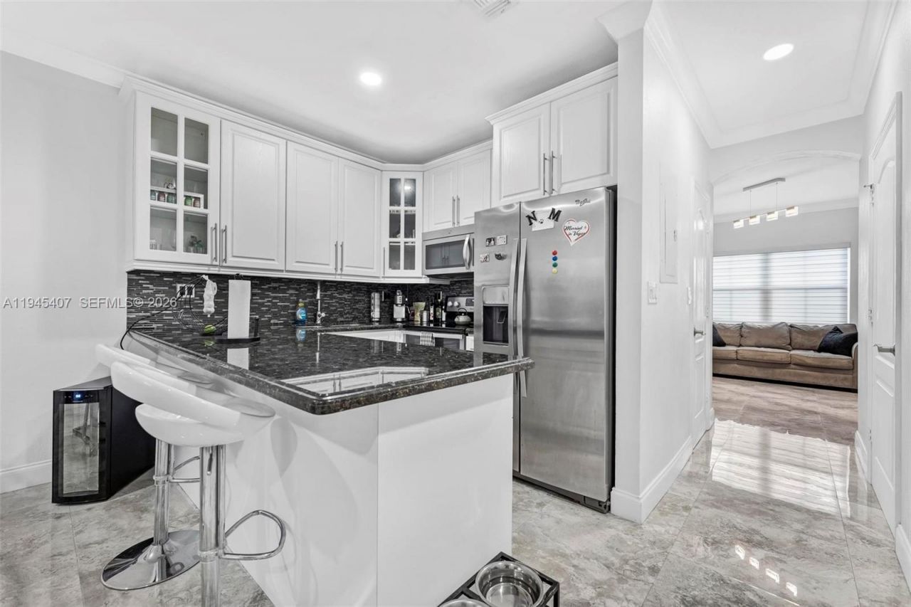 16618 NW 71st Ave , Miami Lakes, FL 33014 Photo