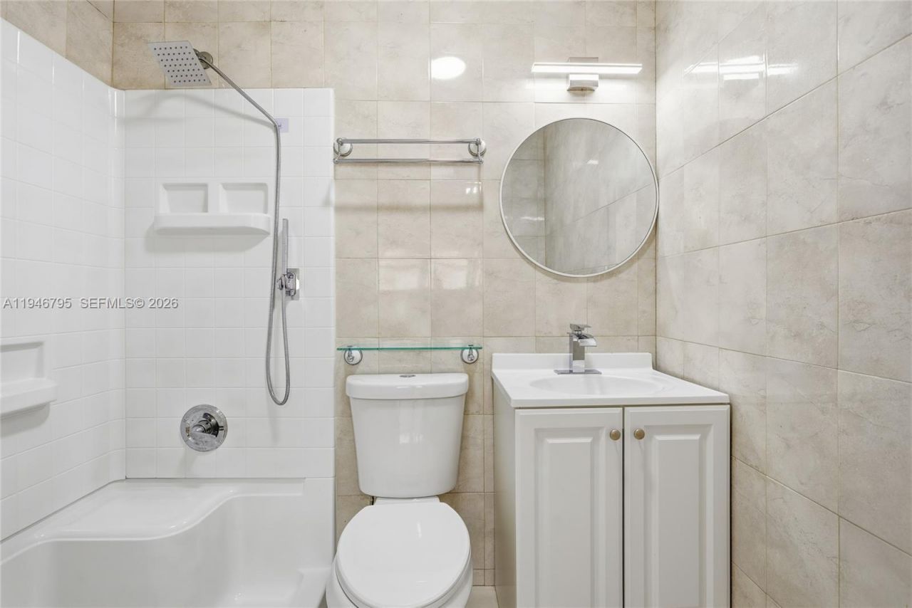 836 W 37th St , Hialeah, FL 33012 Photo