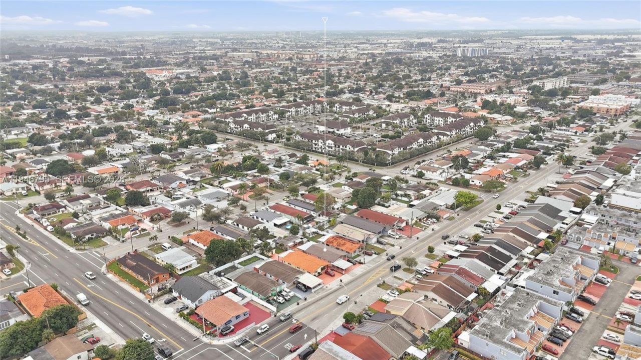 836 W 37th St , Hialeah, FL 33012 Photo