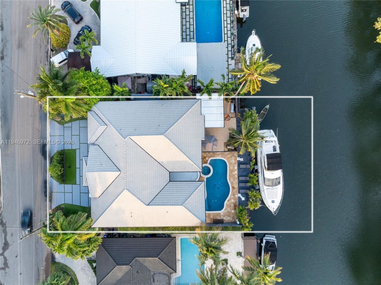 3400 NE 164th St, Sunny Isles Beach, FL 33160 Photo