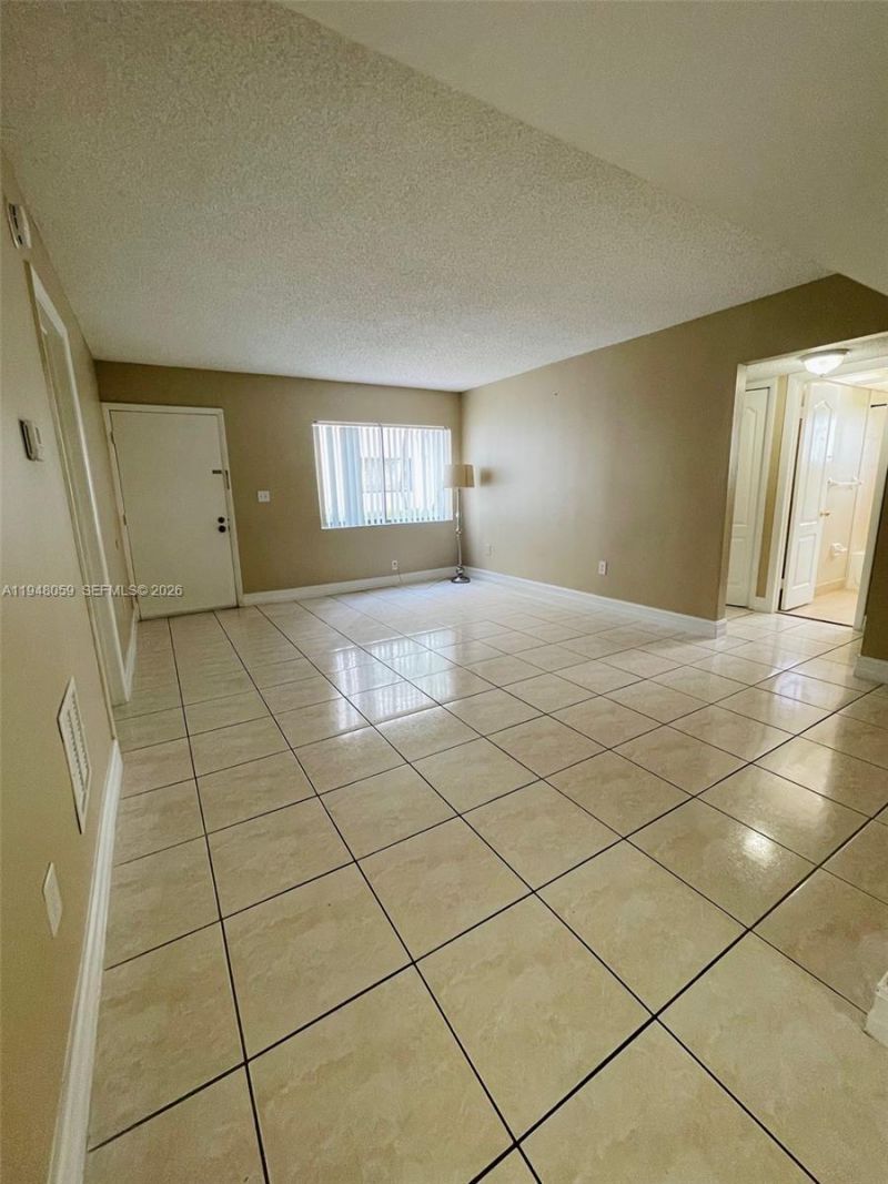 8400 SW 133rd Ave Rd, Unit 107, Miami, FL 33183 Photo