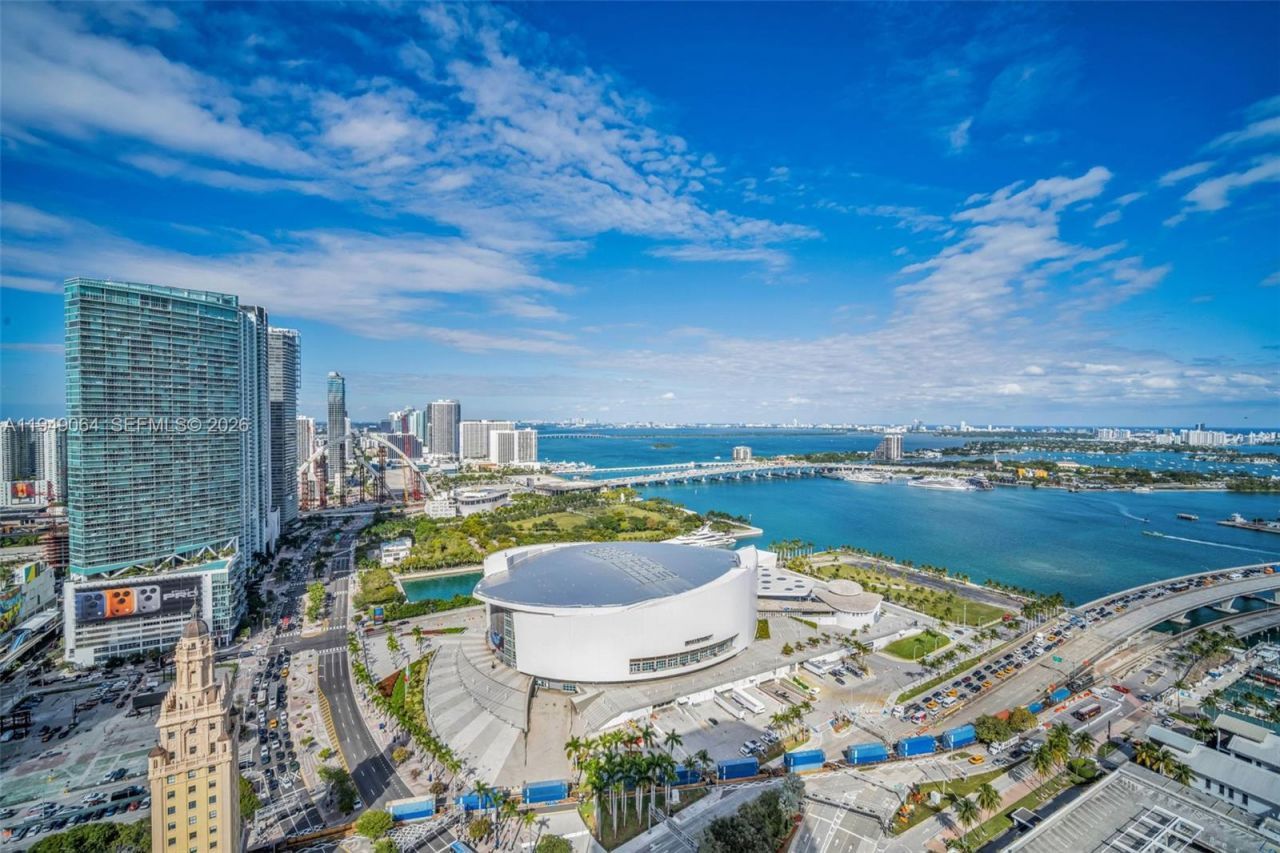 398 NE 5th St, Unit 3207, Miami, FL 33132 Photo